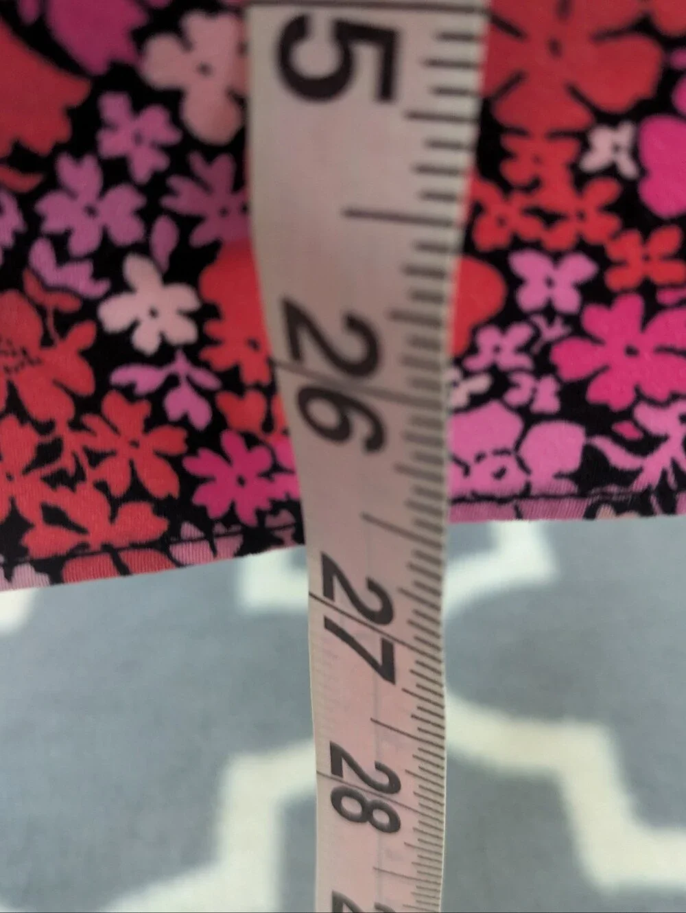 Michael Kors Floral Blouse V Neck 3/4 length tie cuff